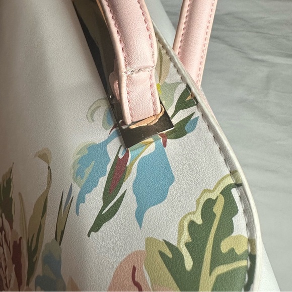 LP Tassel Accent Flower Print Satchel - Picture 7 of 9